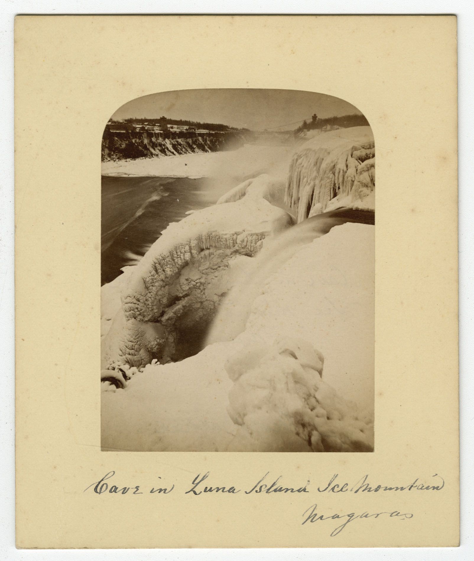 Cave in Luna Island ice mountain